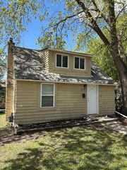 2926 Louisiana Avenue S, Saint Louis Park, MN 55426