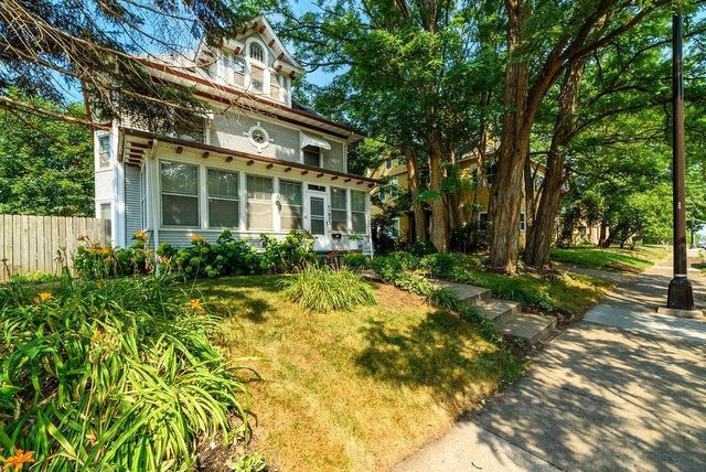 1623 Penn Avenue N, Minneapolis, MN 55411