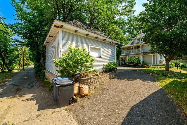1623 Penn Avenue N, Minneapolis, MN 55411