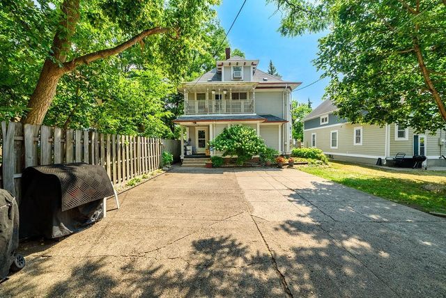 1623 Penn Avenue N, Minneapolis, MN 55411