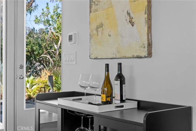1494 Bluebird Canyon Drive, Laguna Beach, CA 92651