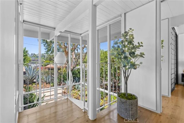 1494 Bluebird Canyon Drive, Laguna Beach, CA 92651