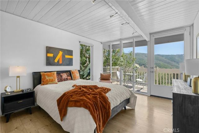 1494 Bluebird Canyon Drive, Laguna Beach, CA 92651