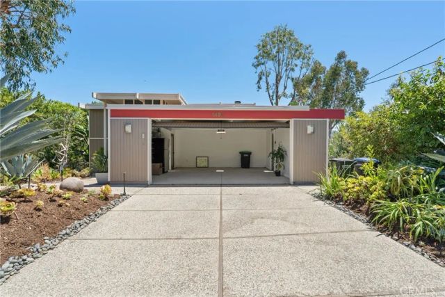 1494 Bluebird Canyon Drive, Laguna Beach, CA 92651