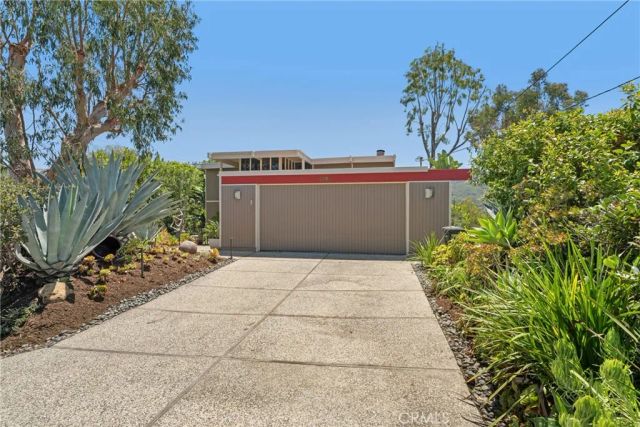 1494 Bluebird Canyon Drive, Laguna Beach, CA 92651