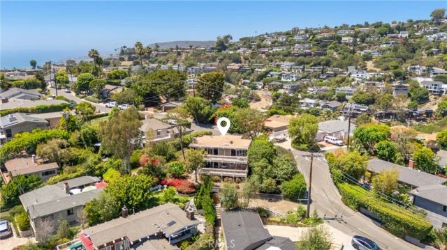 1494 Bluebird Canyon Drive, Laguna Beach, CA 92651