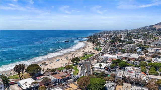 1494 Bluebird Canyon Drive, Laguna Beach, CA 92651