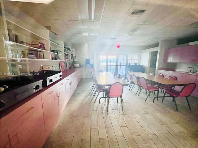 2009 SE 27th Dr 101-5B, Homestead, FL 33035