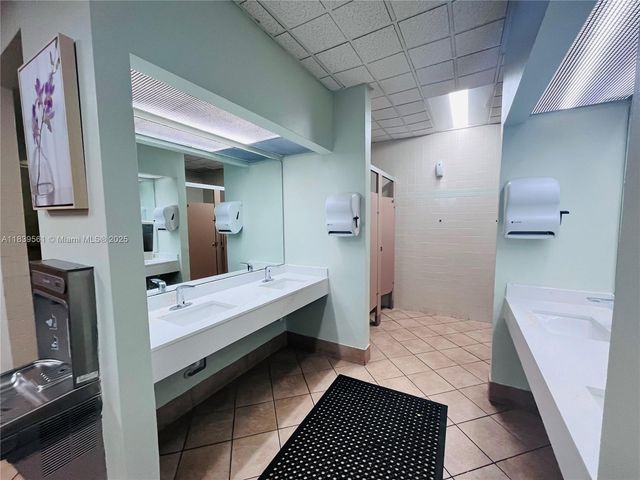 2009 SE 27th Dr 101-5B, Homestead, FL 33035