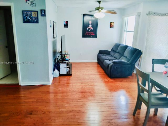 2009 SE 27th Dr 101-5B, Homestead, FL 33035