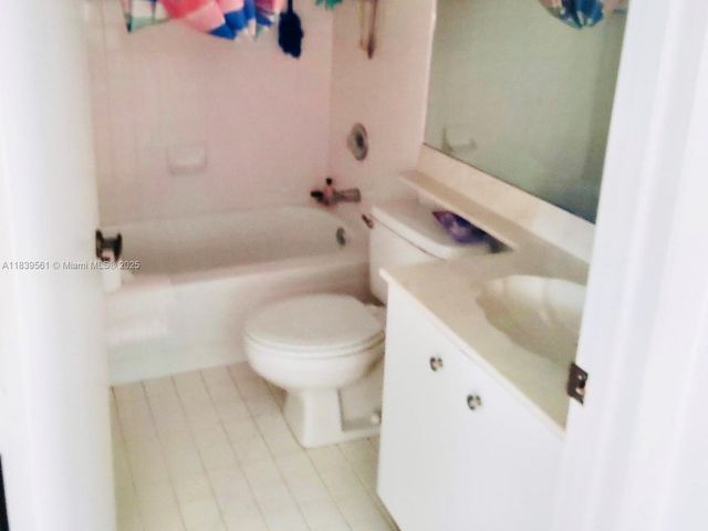 2009 SE 27th Dr 101-5B, Homestead, FL 33035