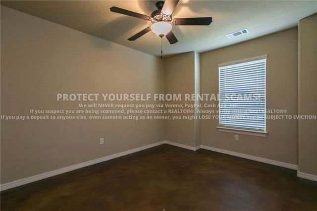 2852 W Millstone Drive, Fayetteville, AR 72704