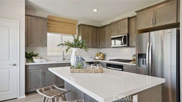 31335 Water Oak Drive, Winchester, CA 92596