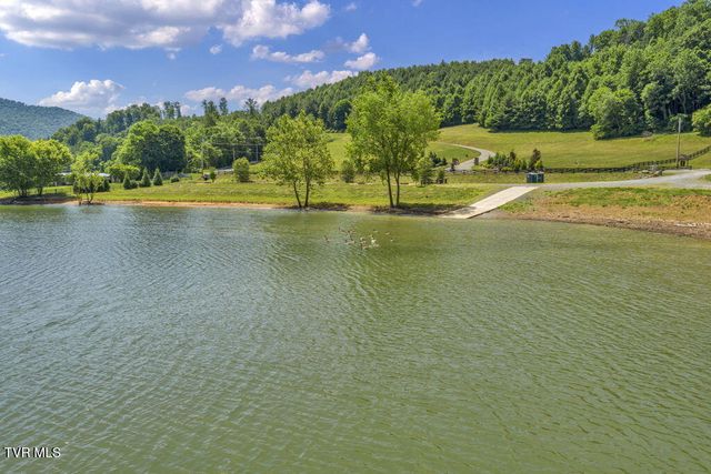 Lot 30 Eagle Ridge Parkway, Butler, TN 37640