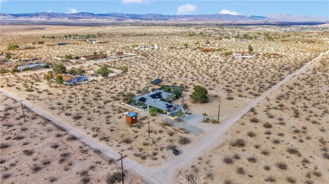 70138 Sullivan Road, 29 Palms, CA 92277