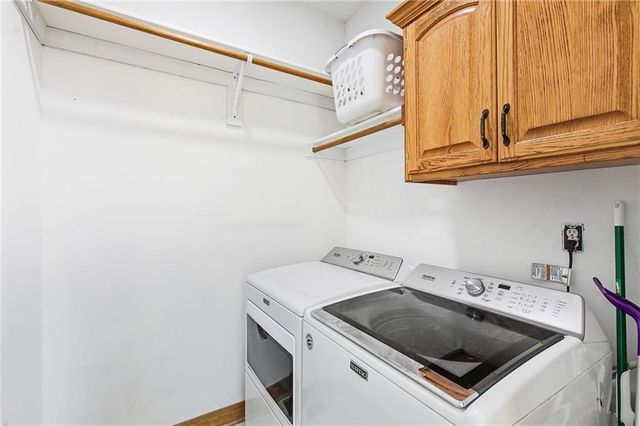 4316 SE Seattle Slew Drive, Lee's Summit, MO 64082
