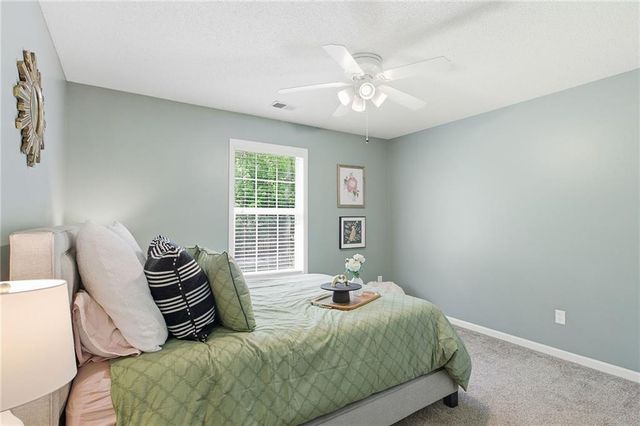 4316 SE Seattle Slew Drive, Lee's Summit, MO 64082