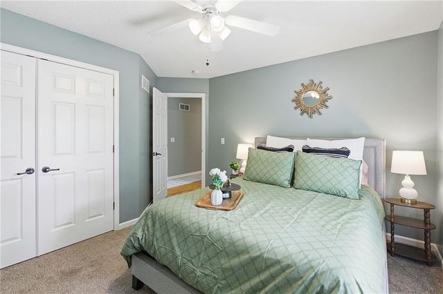 4316 SE Seattle Slew Drive, Lee's Summit, MO 64082