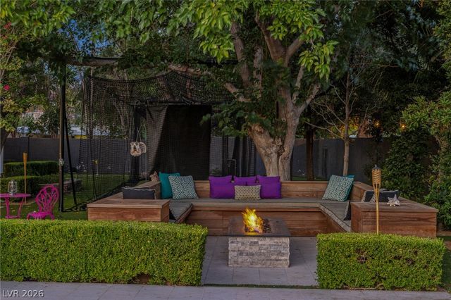 2809 Brown Circle, Las Vegas, NV 89107
