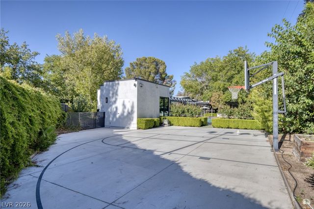 2809 Brown Circle, Las Vegas, NV 89107