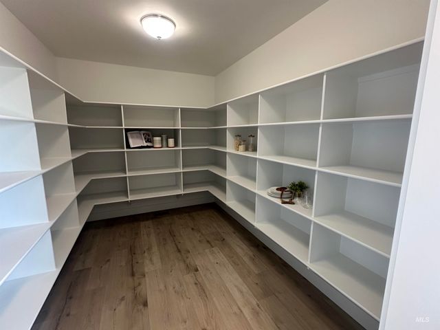 3035 Lake View Ct, Twin Falls, ID 83301