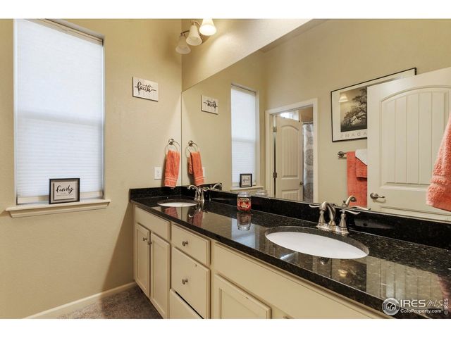 882 Jenny Ln, Berthoud, CO 80513