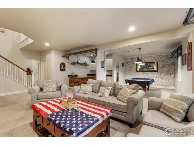 882 Jenny Ln, Berthoud, CO 80513