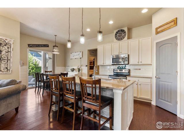 882 Jenny Ln, Berthoud, CO 80513