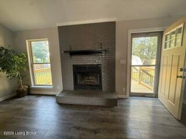 196 Love Ave, Mt Washington, KY 40047