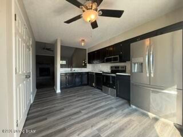 196 Love Ave, Mt Washington, KY 40047