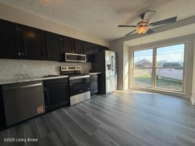 196 Love Ave, Mt Washington, KY 40047