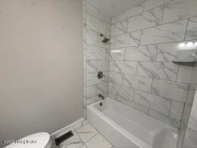 196 Love Ave, Mt Washington, KY 40047