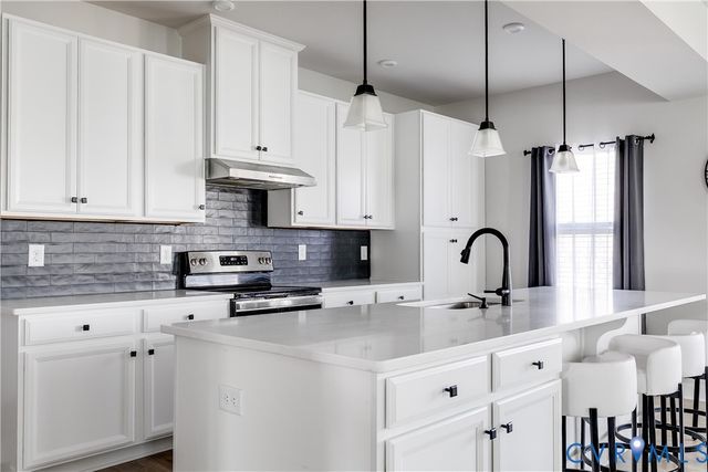 14401 Botsford Ave, Chester, VA 23831