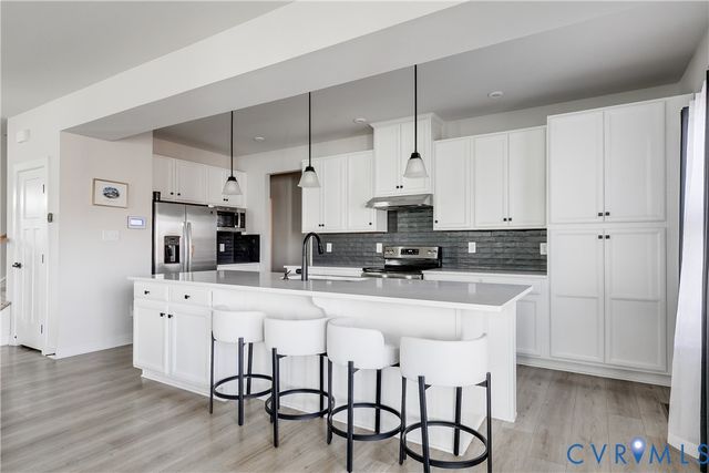 14401 Botsford Ave, Chester, VA 23831