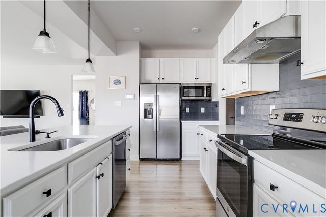 14401 Botsford Ave, Chester, VA 23831