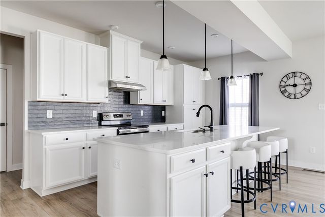 14401 Botsford Ave, Chester, VA 23831