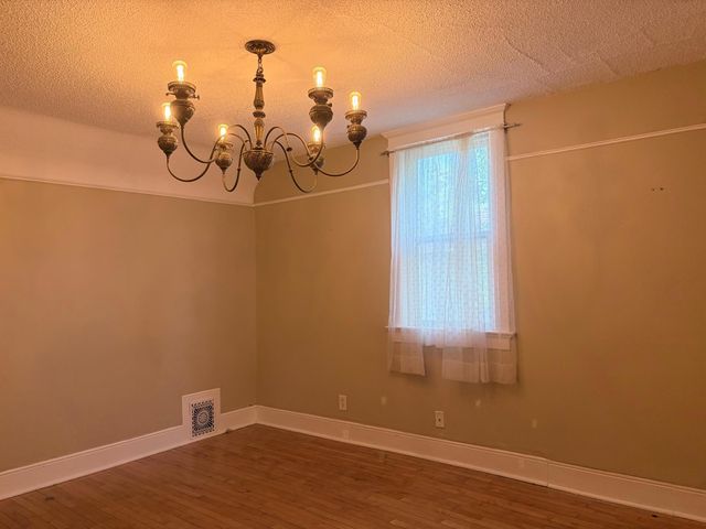 1020 7th Street S, Fargo, ND 58103