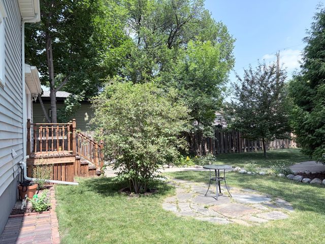 1020 7th Street S, Fargo, ND 58103