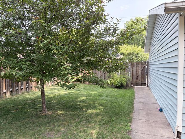 1020 7th Street S, Fargo, ND 58103