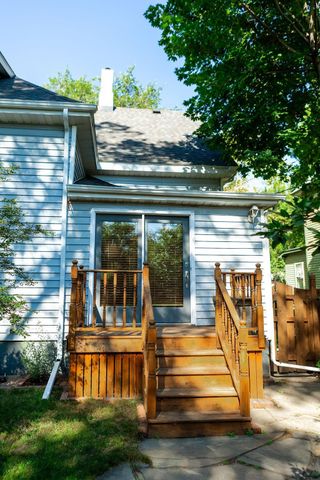 1020 7th Street S, Fargo, ND 58103