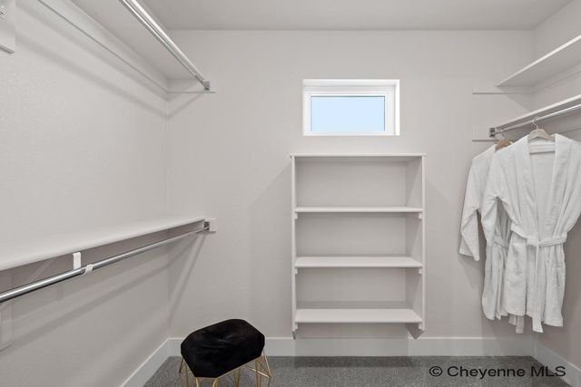 4028 SADDLEBACK LN, Cheyenne, WY 82001