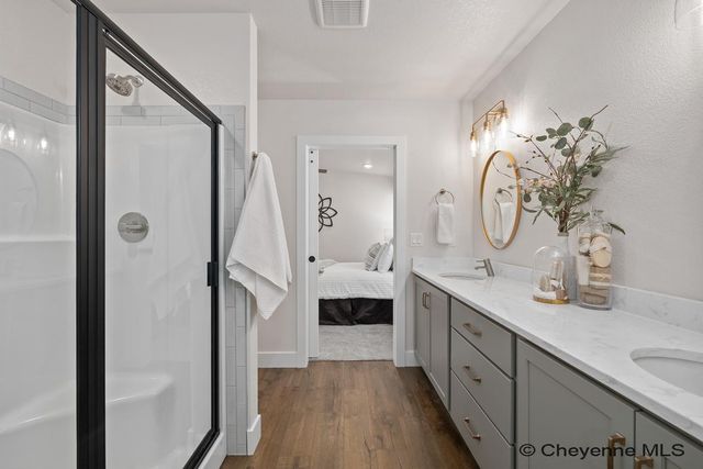 4028 SADDLEBACK LN, Cheyenne, WY 82001