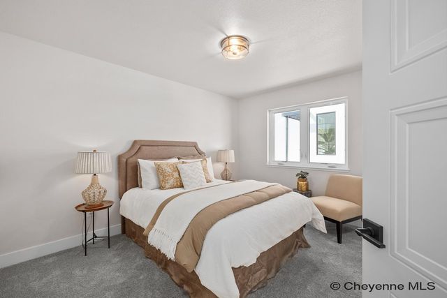 4028 SADDLEBACK LN, Cheyenne, WY 82001