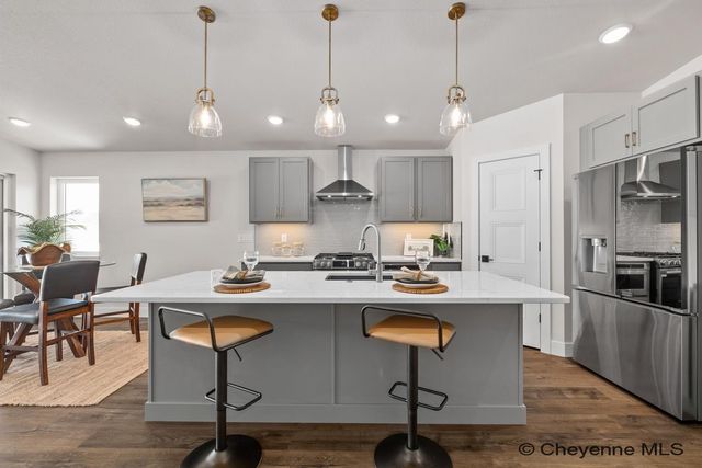 4028 SADDLEBACK LN, Cheyenne, WY 82001