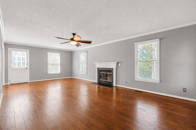 130 N River Hills Dr, Spartanburg, SC 29303