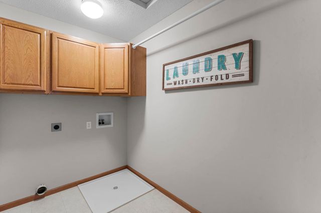 15263 Florist Circle, Apple Valley, MN 55124