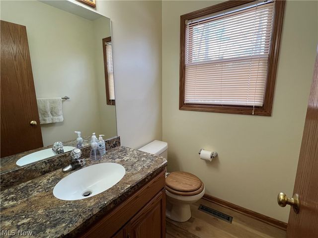 2757 Candace Court, Uniontown, OH 44685