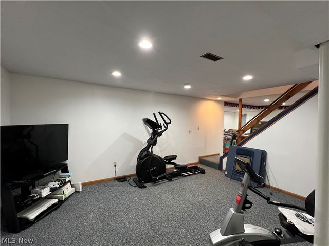 2757 Candace Court, Uniontown, OH 44685