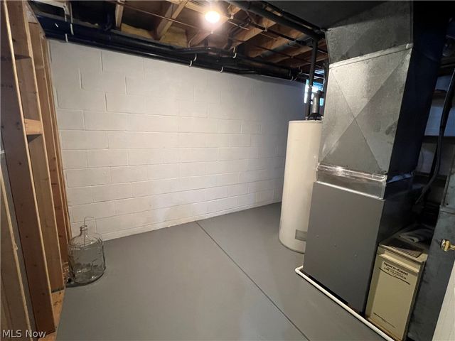 2757 Candace Court, Uniontown, OH 44685