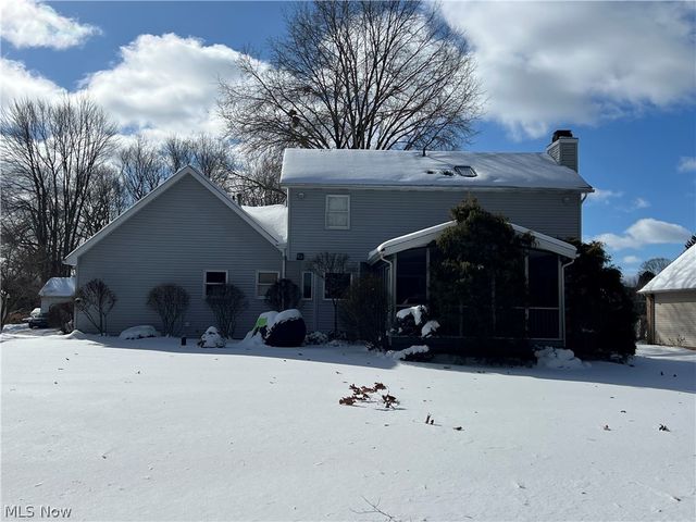 2757 Candace Court, Uniontown, OH 44685